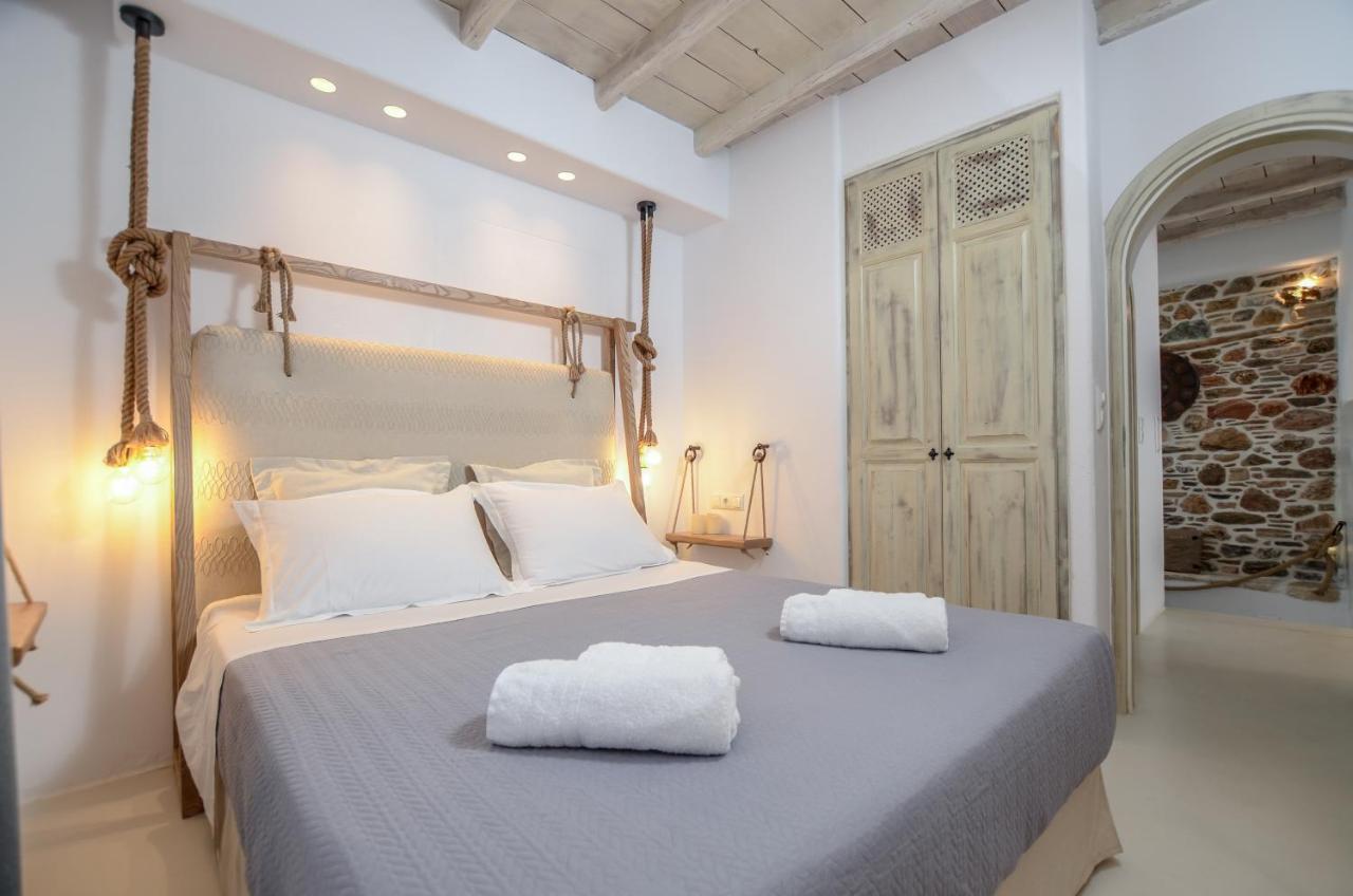 Honey & Cinnamon Luxury Suite Naxos City Exterior photo