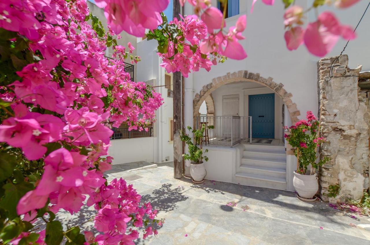 Honey & Cinnamon Luxury Suite Naxos City Exterior photo