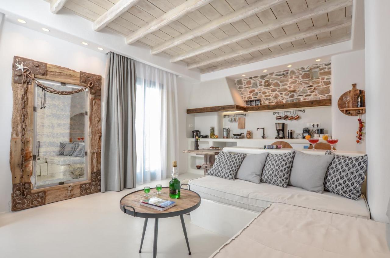 Honey & Cinnamon Luxury Suite Naxos City Exterior photo